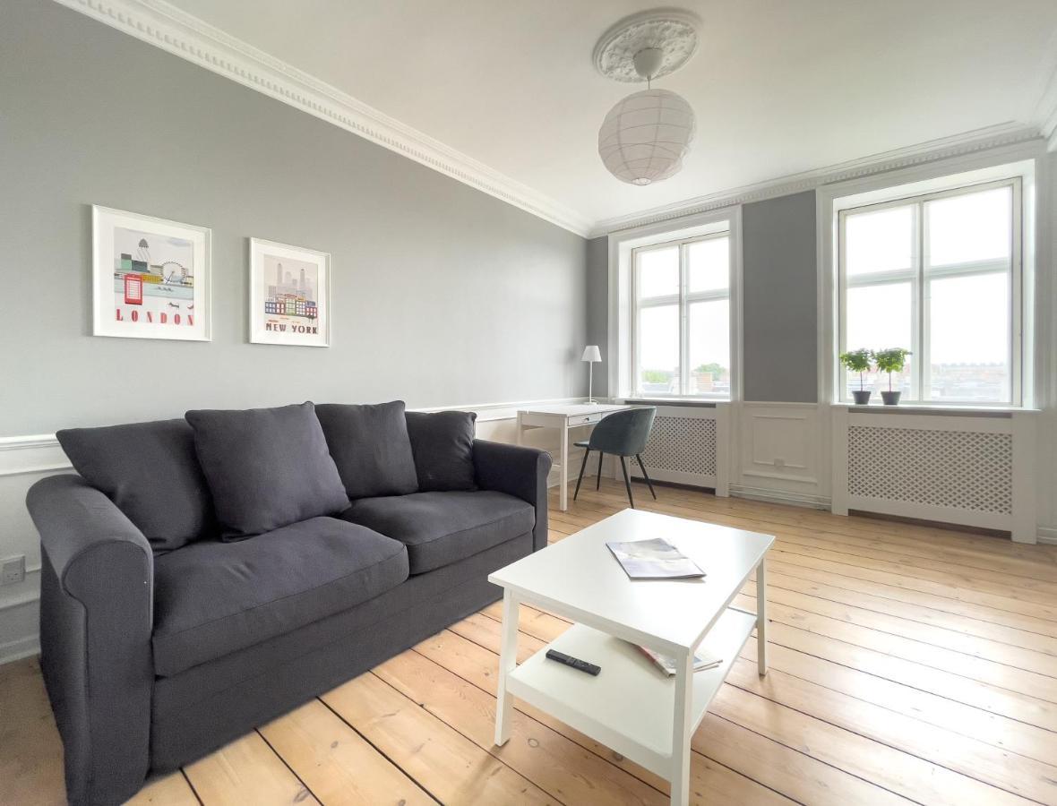 Stylish Classic Danish Design Apartment Kopenhagen Bagian luar foto