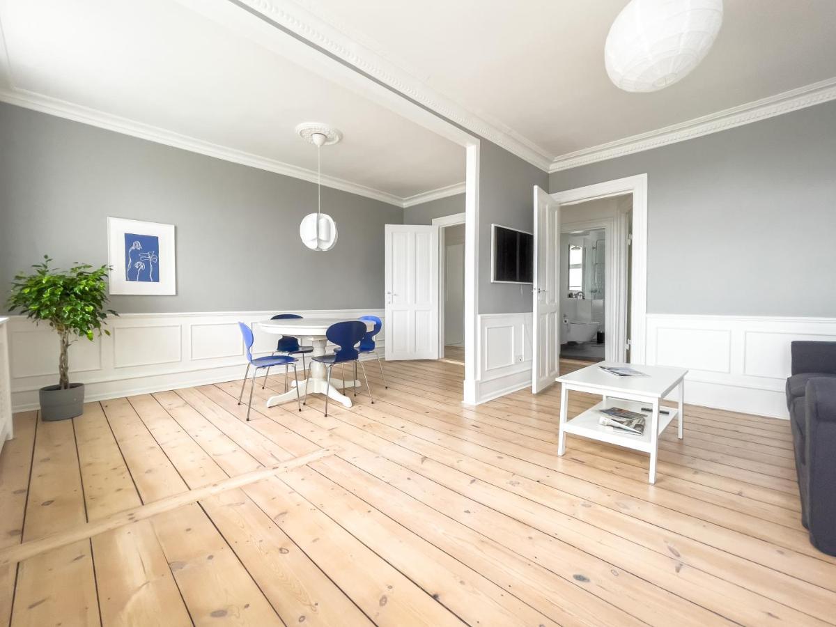 Stylish Classic Danish Design Apartment Kopenhagen Bagian luar foto