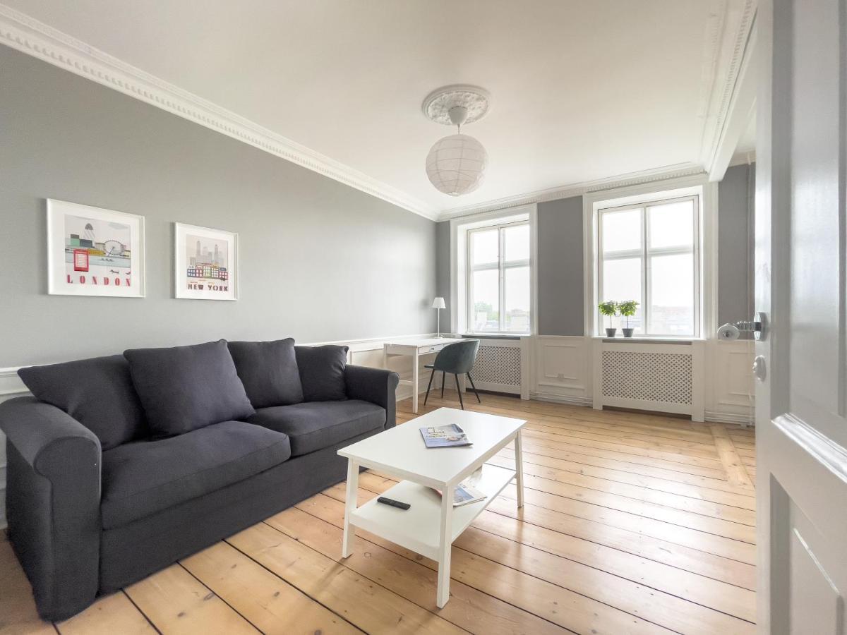 Stylish Classic Danish Design Apartment Kopenhagen Bagian luar foto