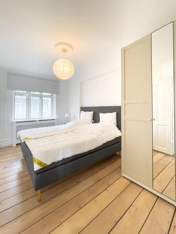 Stylish Classic Danish Design Apartment Kopenhagen Bagian luar foto