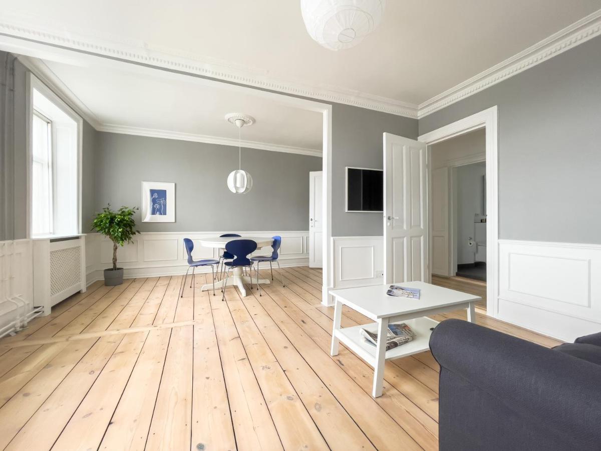 Stylish Classic Danish Design Apartment Kopenhagen Bagian luar foto